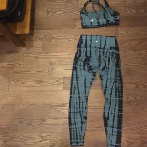 Lululemon bra and pants set